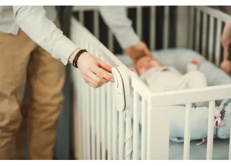 Surveillance respiratoire bébé : quand est-elle utile ?